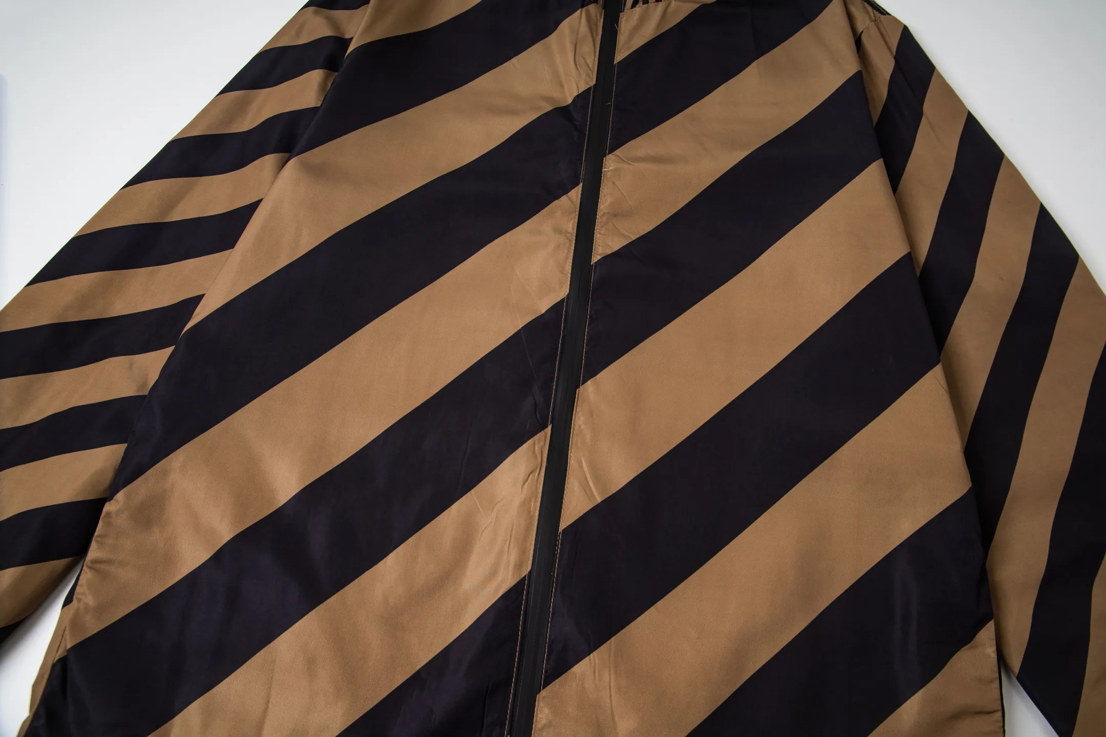 Reversible Logo-Jacquard and Striped Hooded Jacket D25523498 — view 5