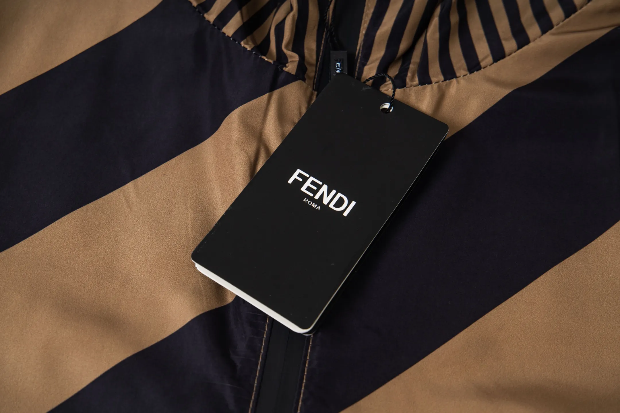 Reversible Logo-Jacquard and Striped Hooded Jacket D25523498 — view 8