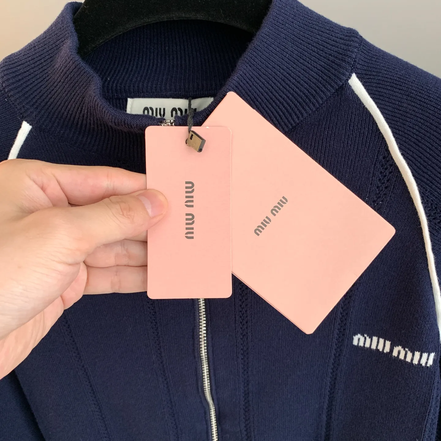 Logo-Embroidered Zip-Up Knit Cardigan D25524189 — view 5