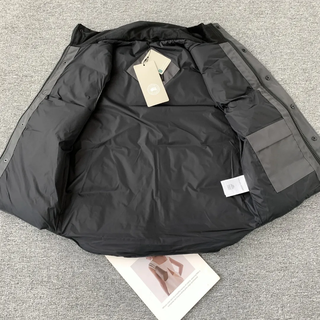 Quilted Down-Filled Gilet D26024822 — view 7