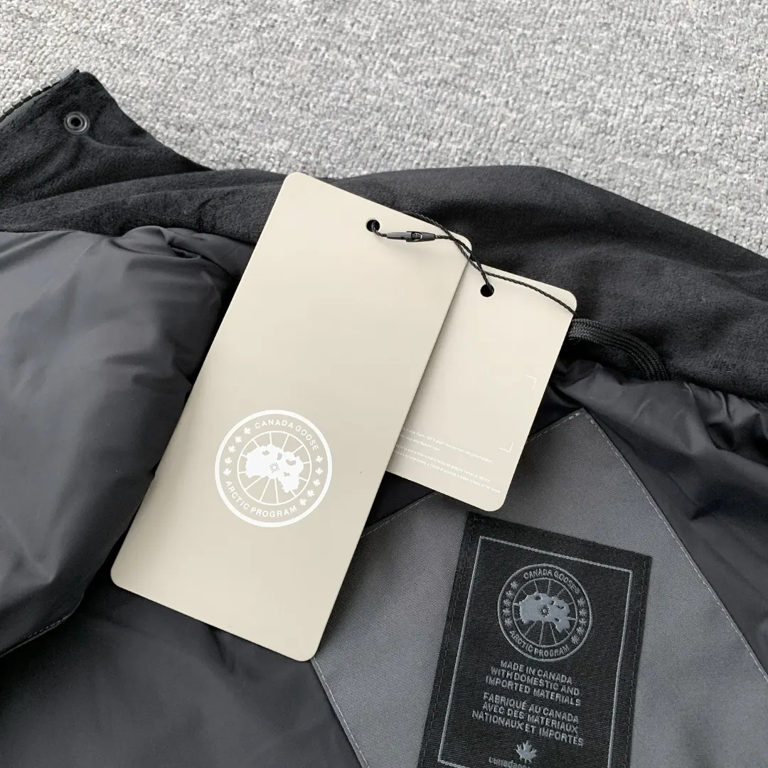 Quilted Down-Filled Gilet D26024822 — view 8
