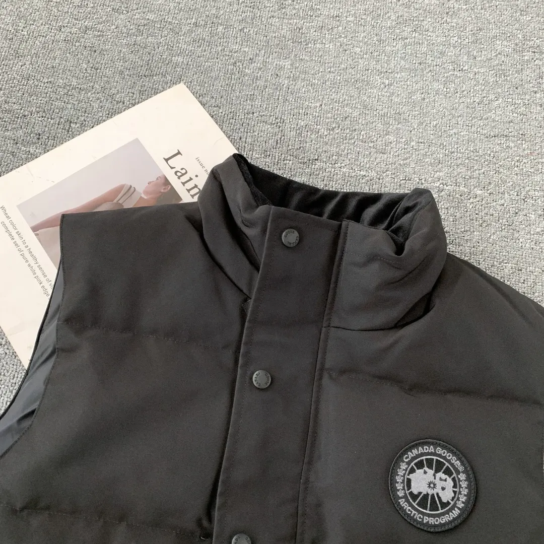 Quilted Down-Filled Gilet D26024823 — view 3