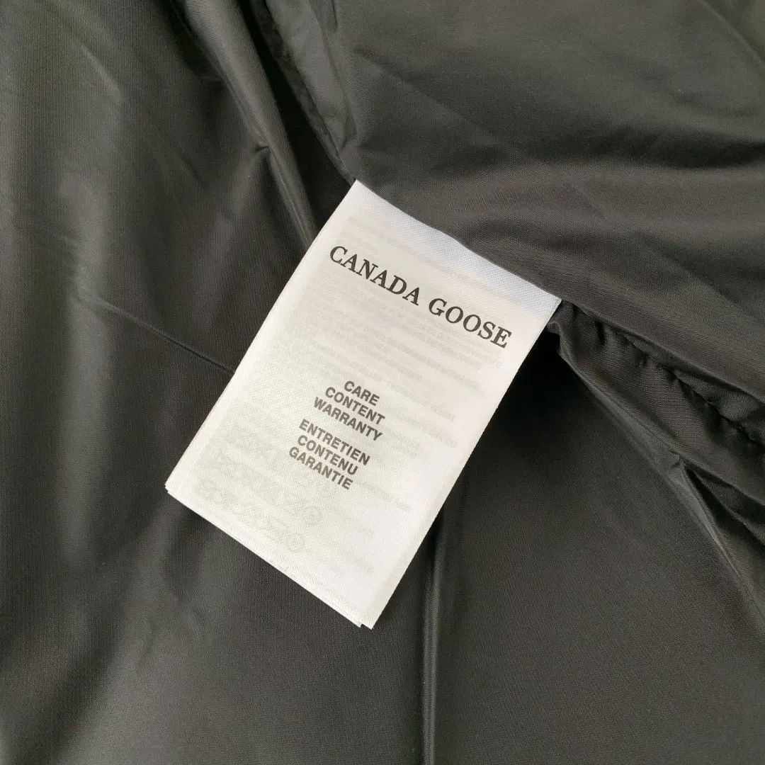 Canada Goose Freestyle Down-Filled Gilet D26024824 — view 8