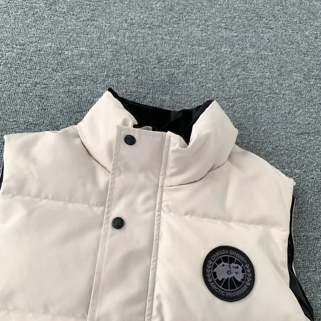 Down-Filled Quilted Gilet D26024821 — view 3