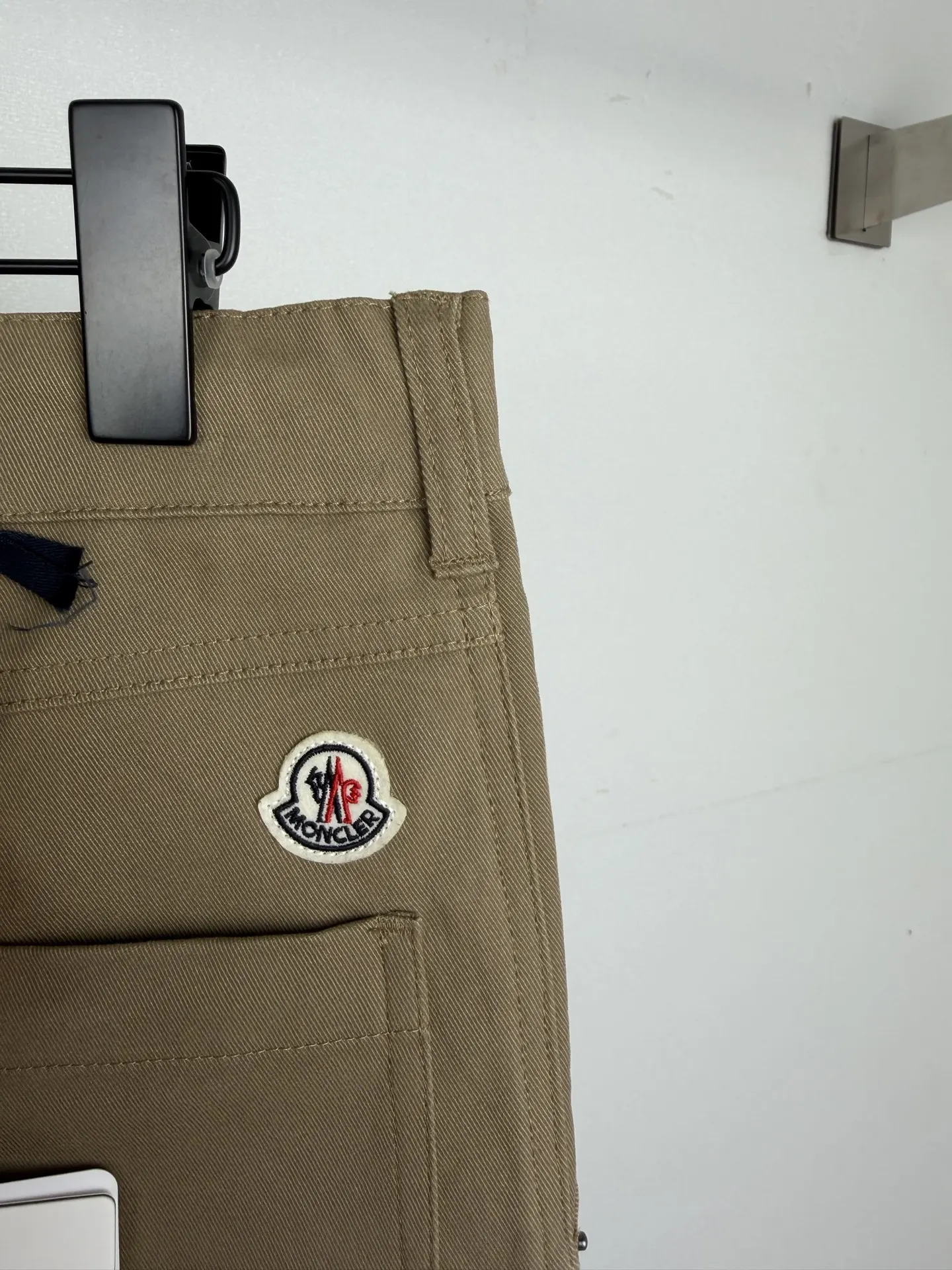 Moncler Logo-Patch Straight-Leg Trousers D26021291 — view 10