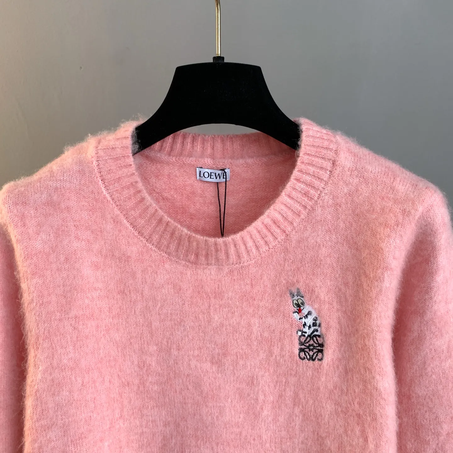 Rabbit Embroidery Wool Crew-Neck Sweater D26024194 — view 3