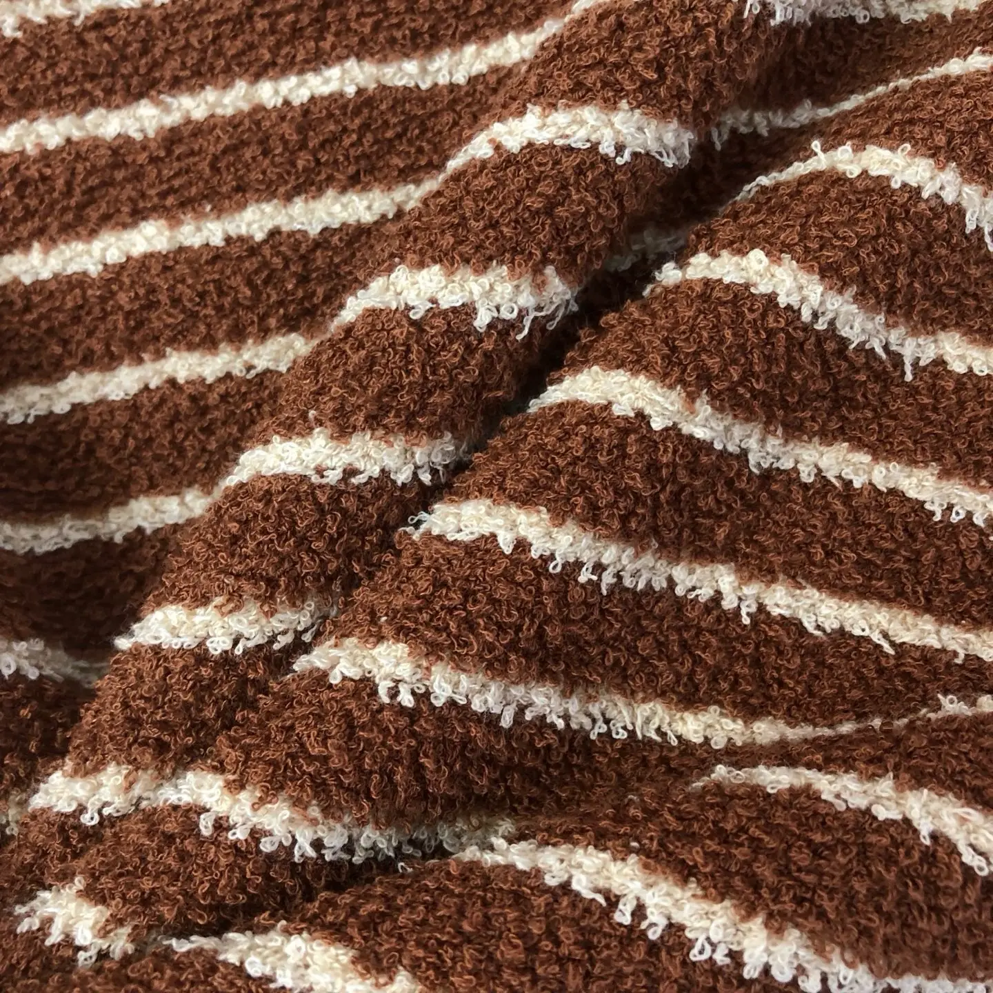 Striped Cotton-Blend Bouclé Knit Shorts D26024045 — view 3