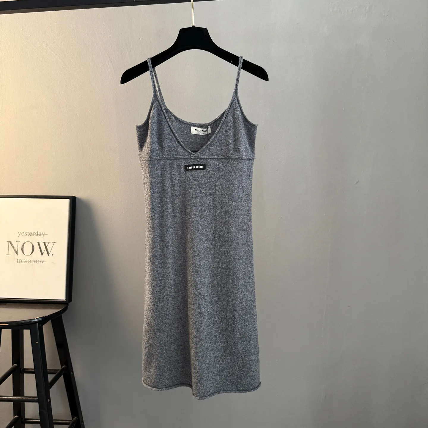 Logo-Patch Knit Cami Midi Dress D26024054