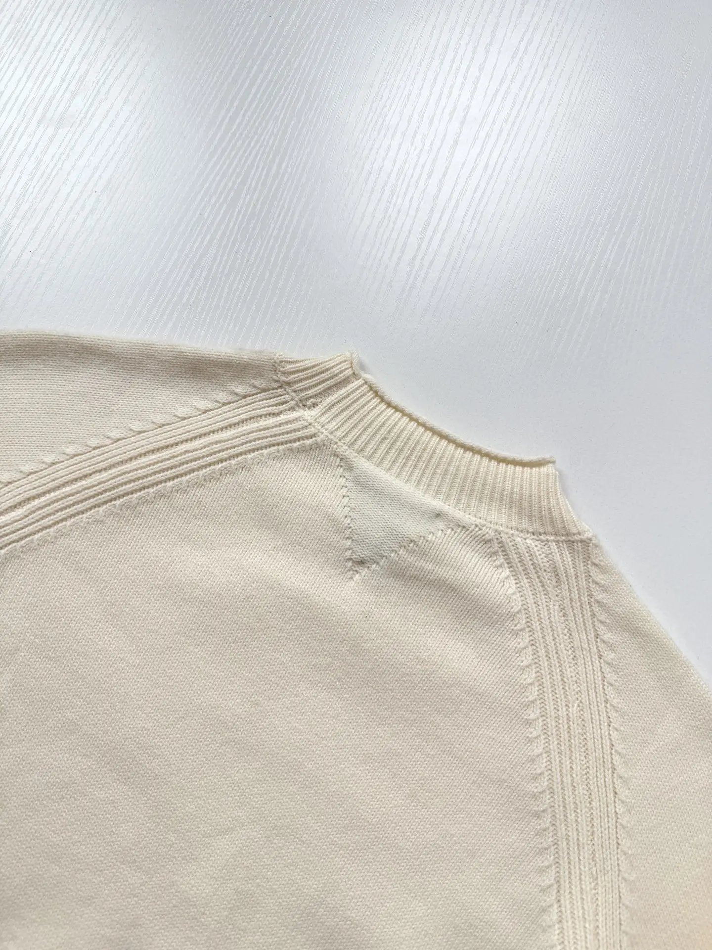 Raglan Sleeve Ribbed Knit Sweater D26524749 — view 9