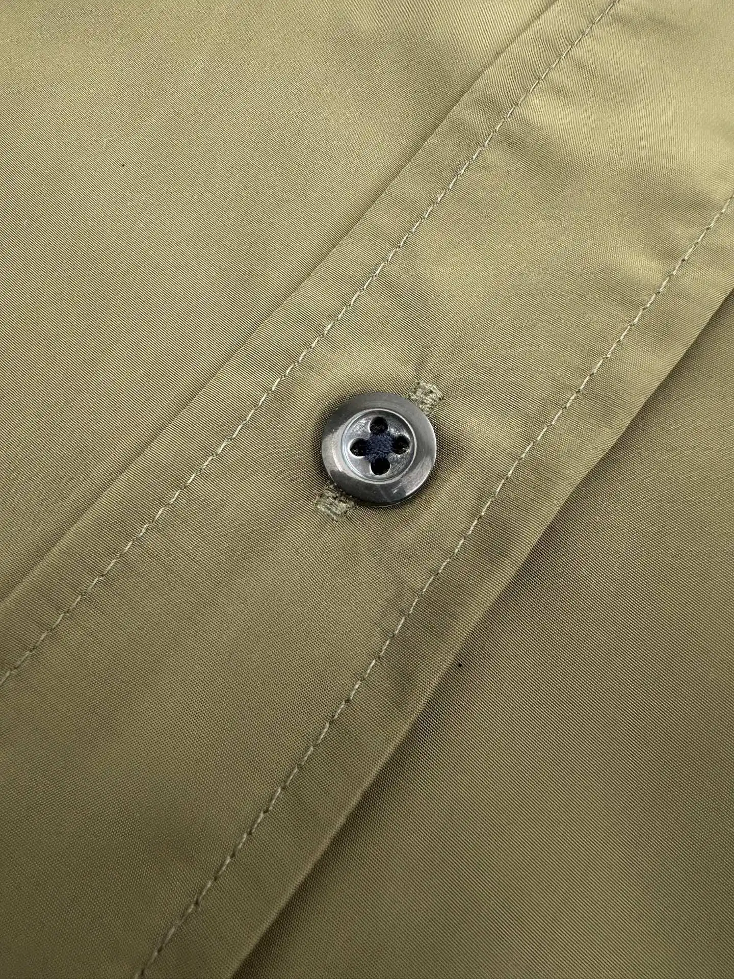 Re-Nylon Logo-Patch Utility Shirt D26524903 — view 7