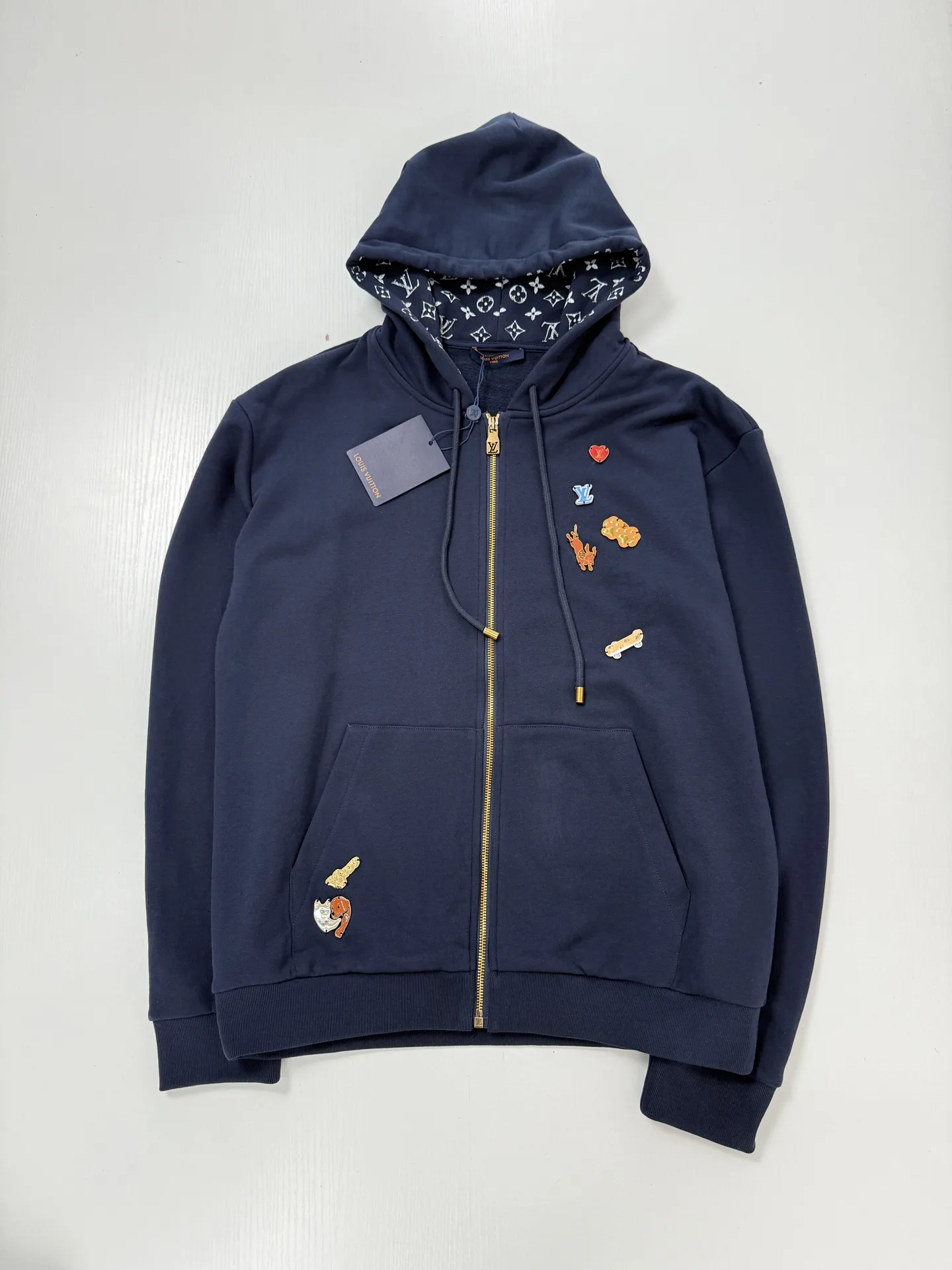 Badge-Embellished Zip-Up Hoodie D26821241 — view 3