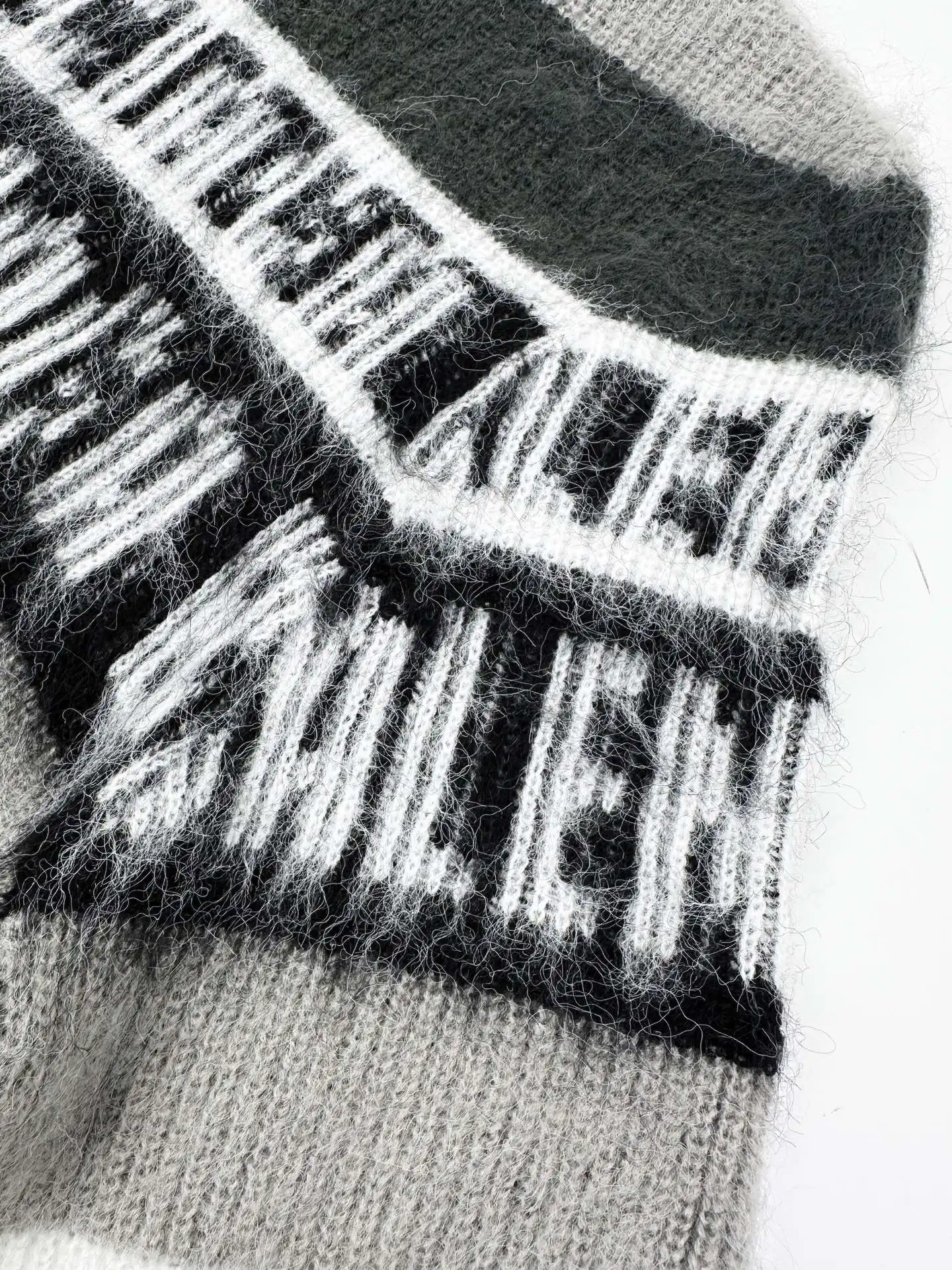 Logo Intarsia Striped Mohair-Blend Sweater D27022712 — view 5