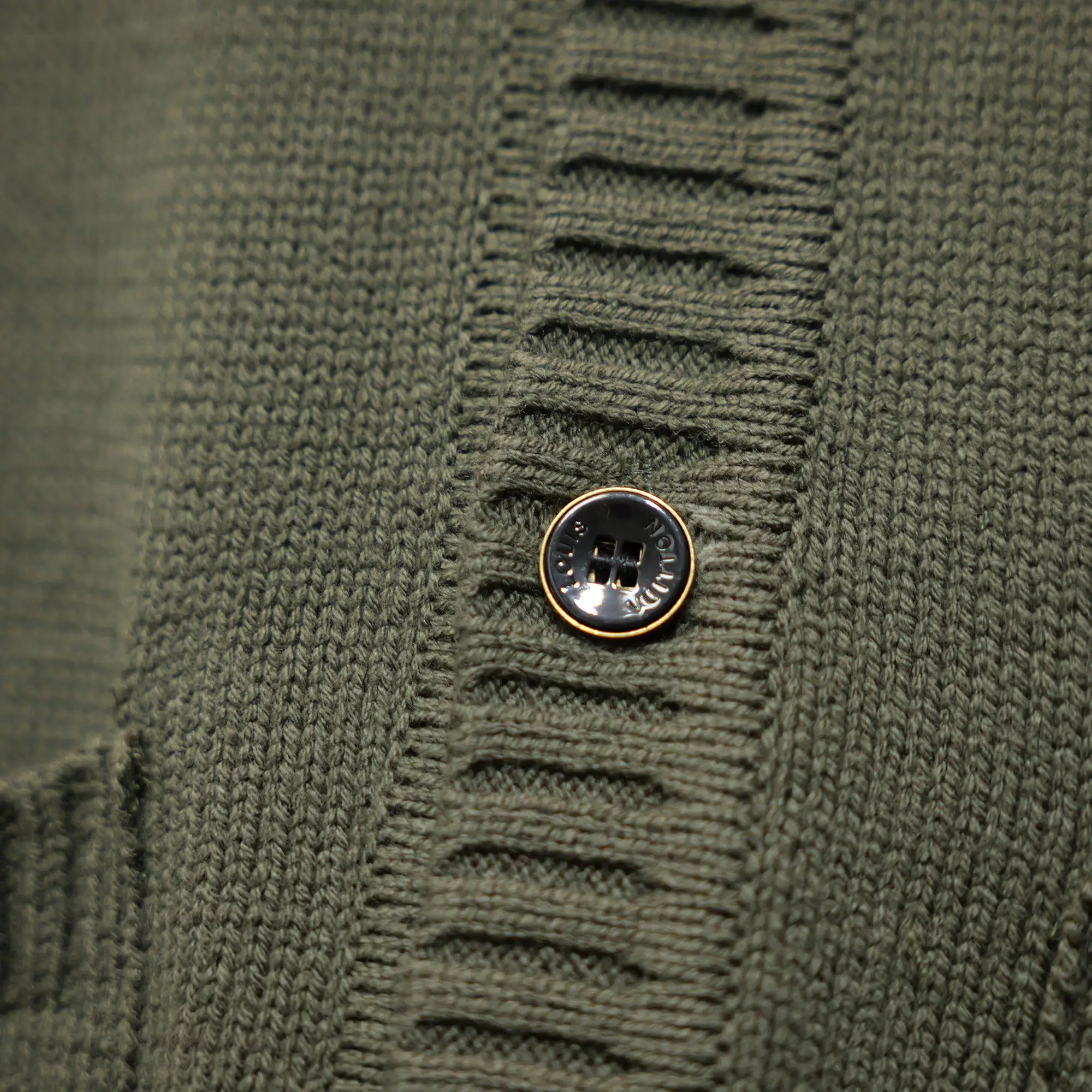Logo-Patch Wool-Blend V-Neck Cardigan D27022713 — view 5