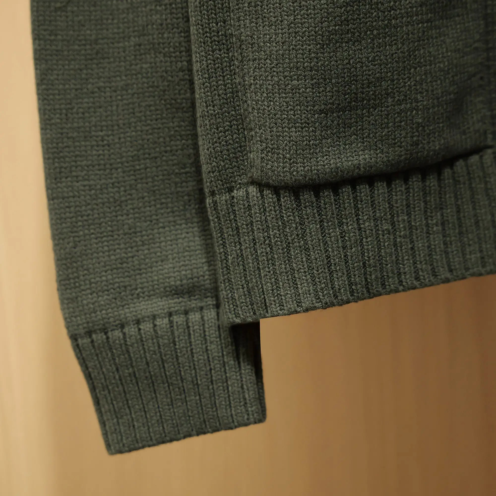 Logo-Patch Wool-Blend V-Neck Cardigan D27022713 — view 7