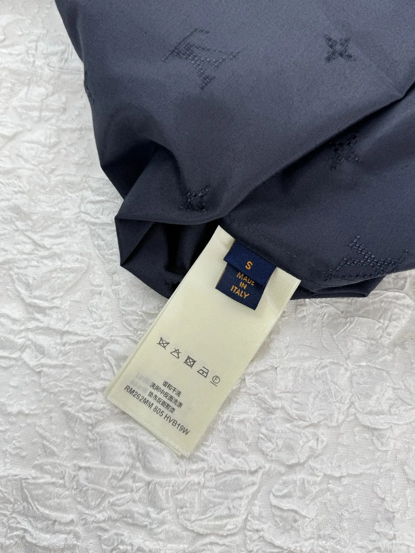 Monogram Embroidered Long-Sleeve Shirt D27021236 — view 9