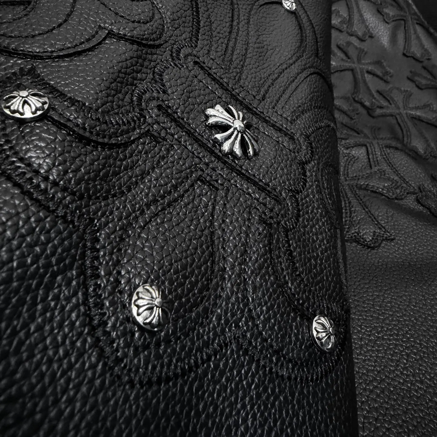 Embroidered Lambskin Leather Bomber Jacket D27022654 — view 3