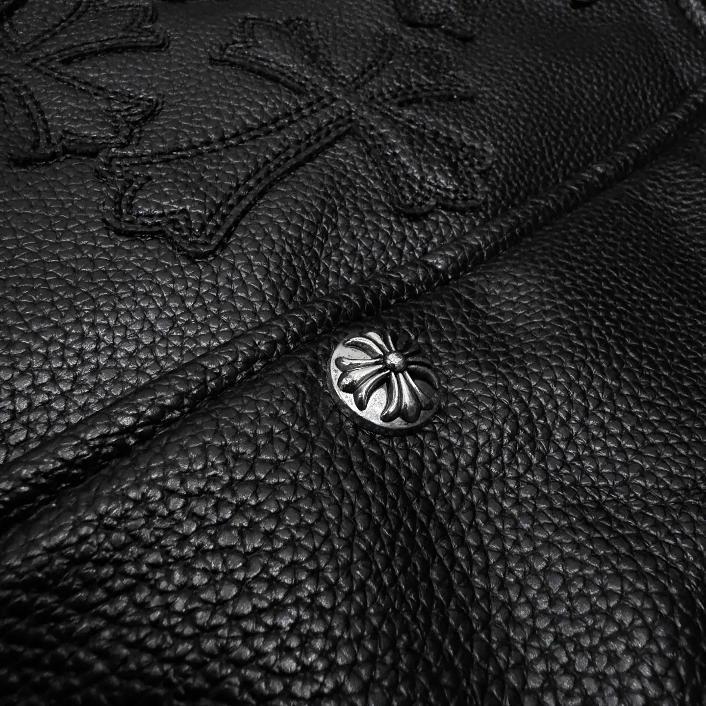 Embroidered Lambskin Leather Bomber Jacket D27022654 — view 6