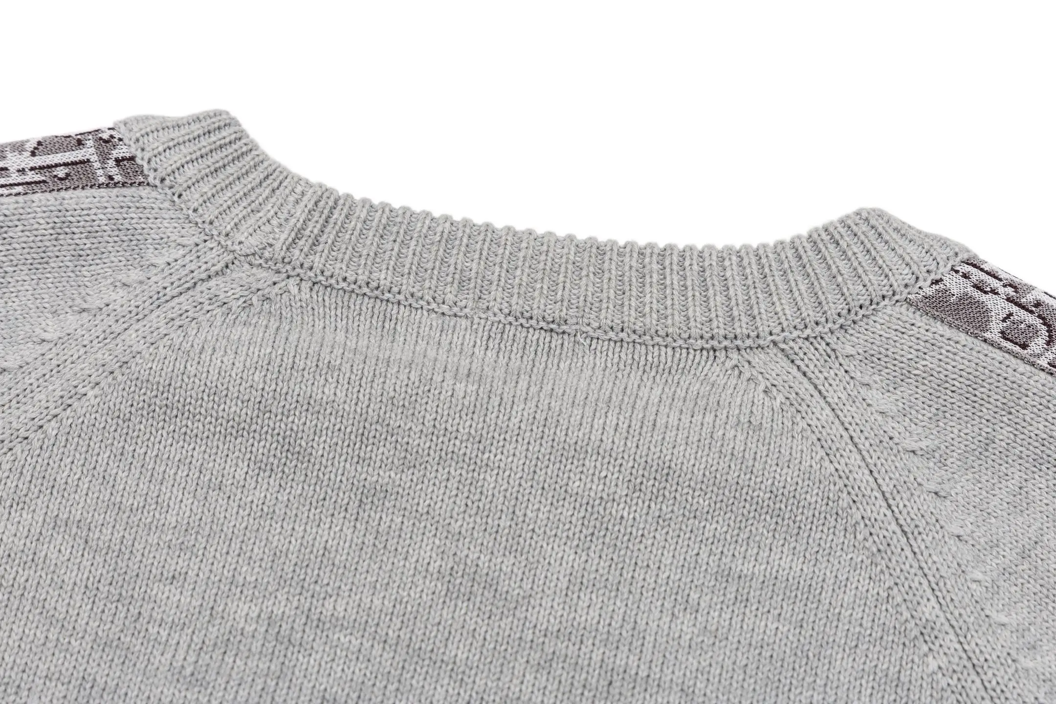Oblique Jacquard Trim Wool-Blend Sweater D27021119 — view 4