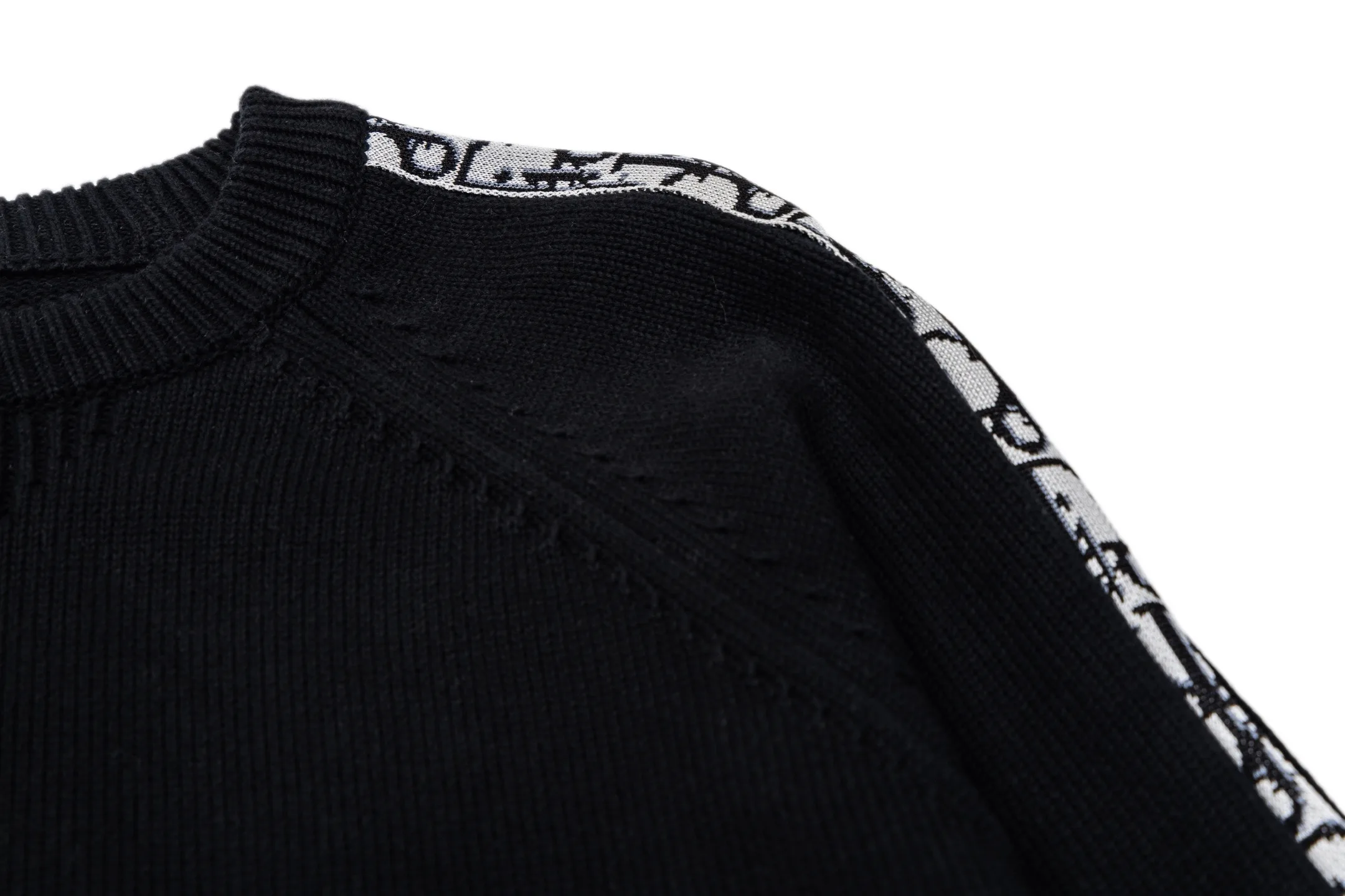 Oblique Jacquard Trim Wool-Blend Sweater D27021118 — view 5