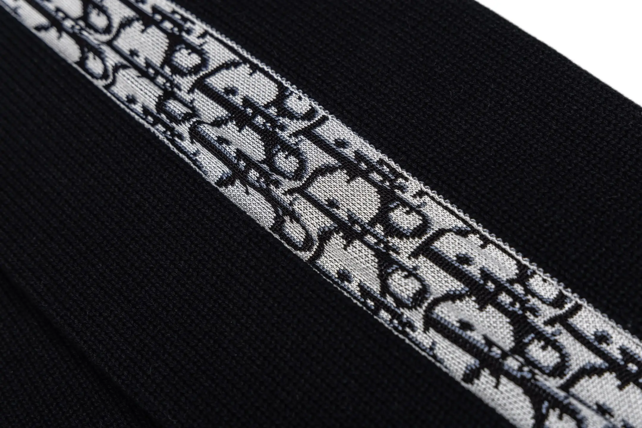 Oblique Jacquard Trim Wool-Blend Sweater D27021118 — view 6
