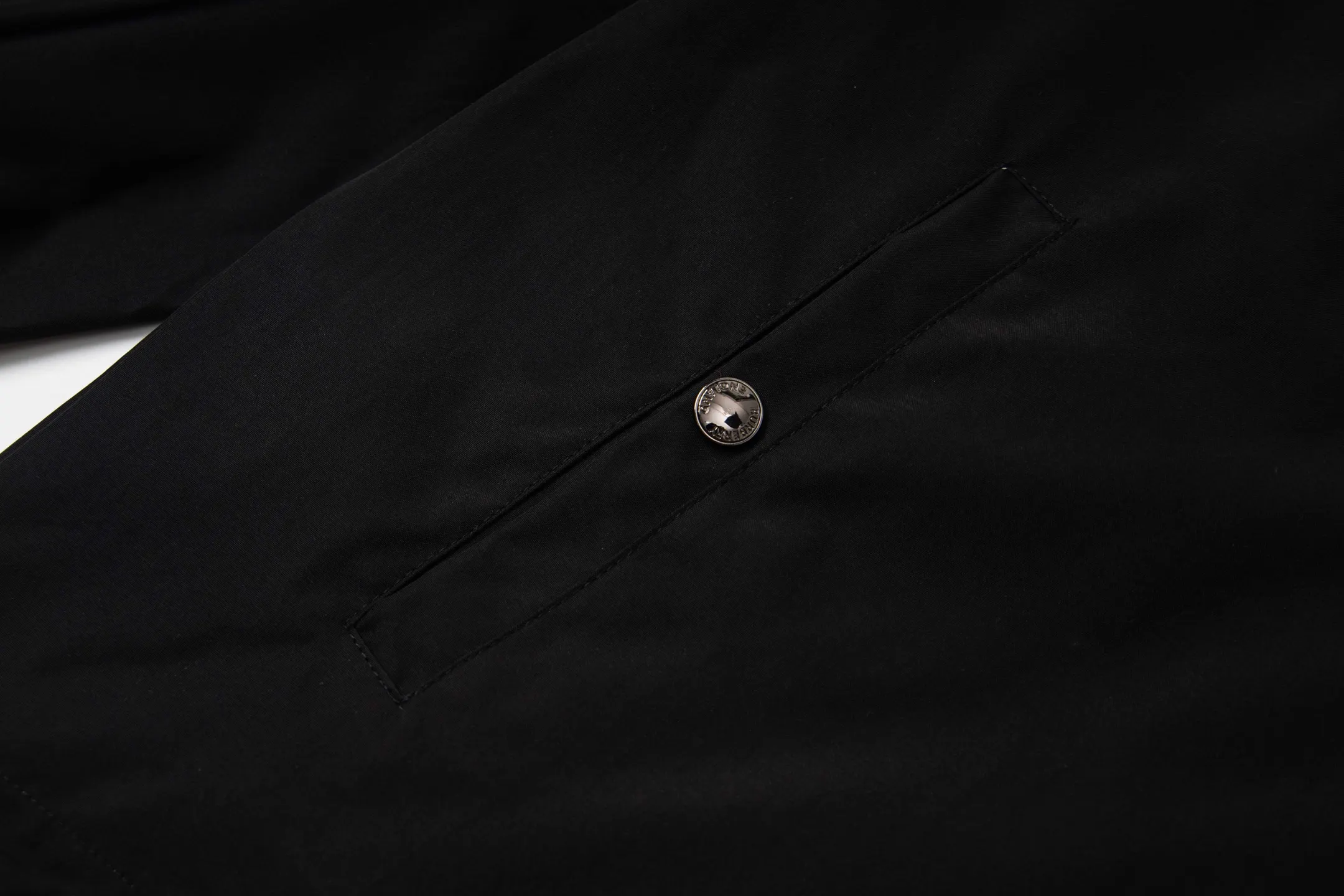 Reversible Check-Lined Hooded Jacket D27523496 — view 8
