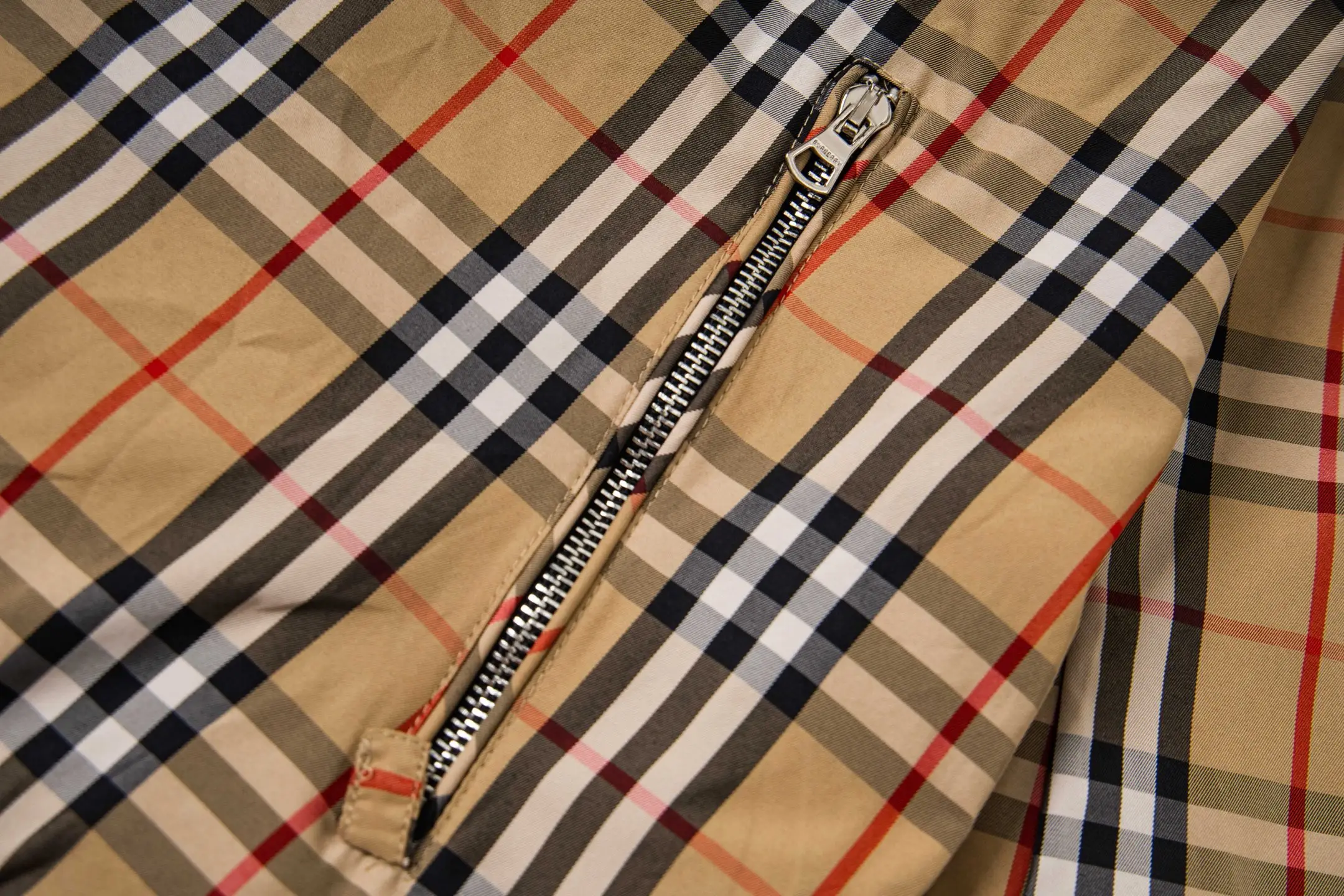 Reversible Check Hooded Jacket D27523495 — view 7