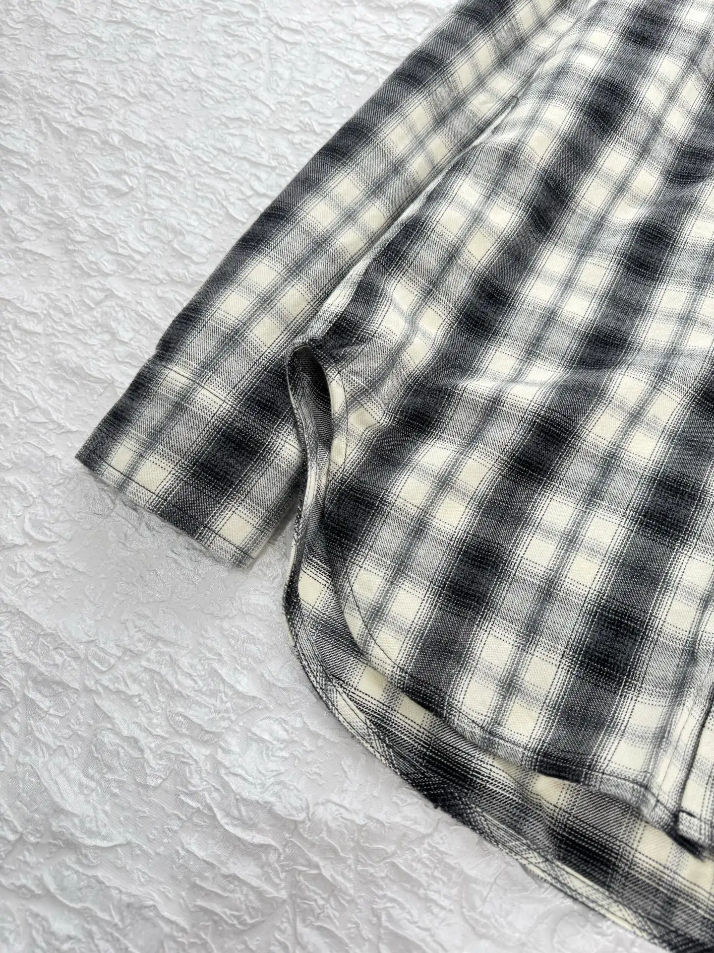 Logo-Embroidered Checked Flannel Shirt D27521231 — view 11