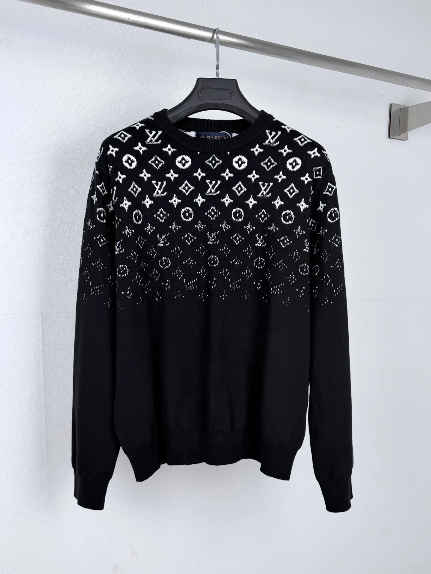 Monogram Gradient Cotton Crew-Neck Sweater D27521315