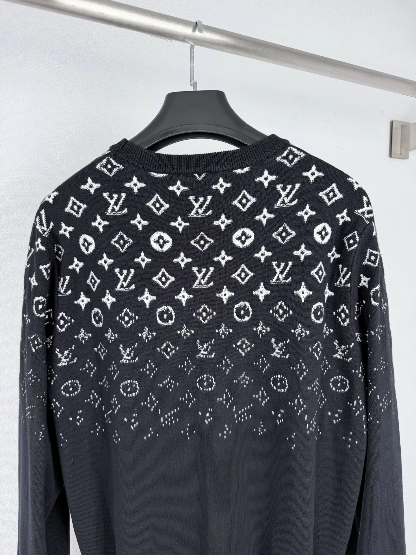 Monogram Gradient Cotton Crew-Neck Sweater D27521315 — view 4