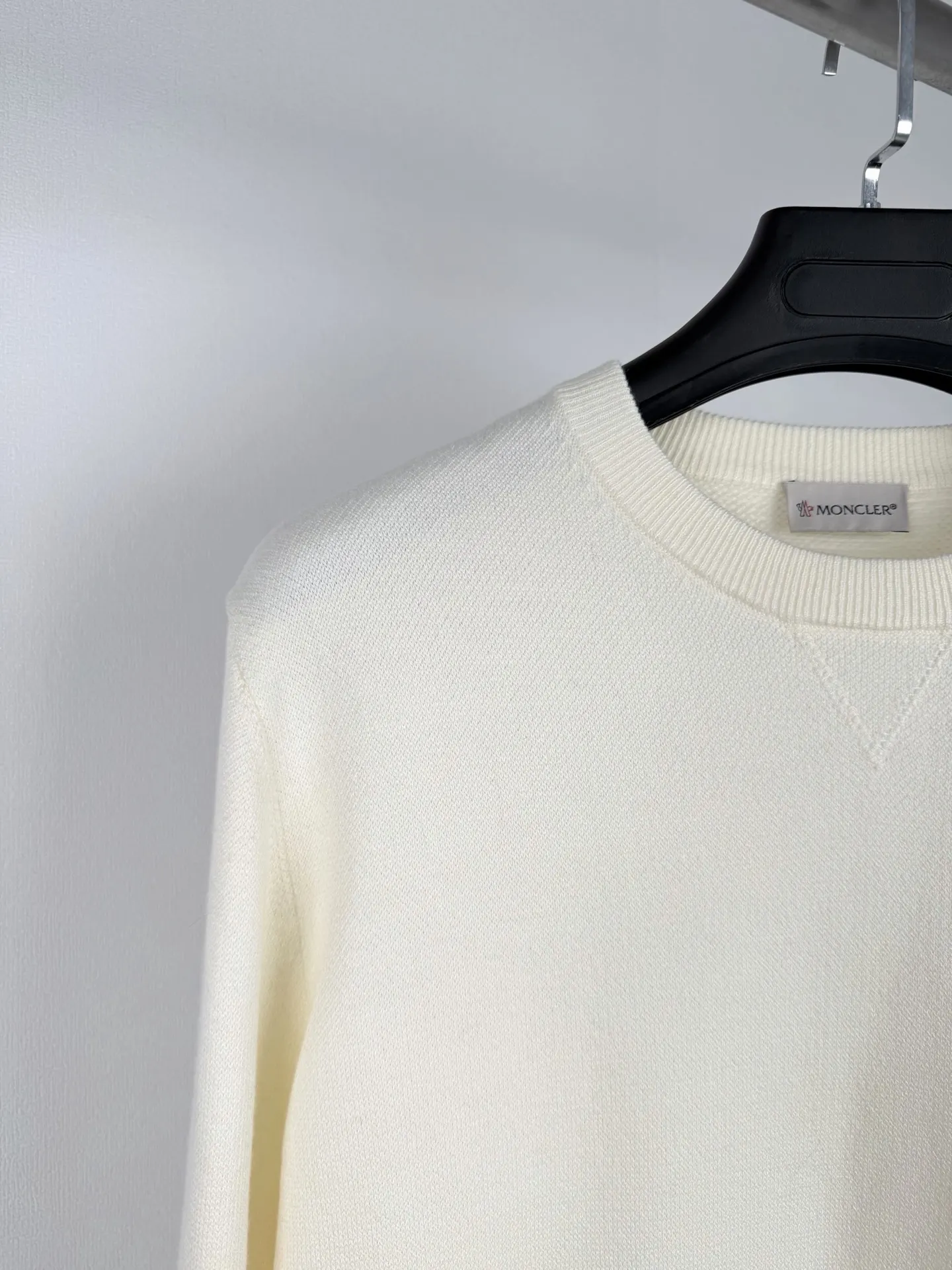 Moncler Pocket-Detail Wool-Blend Sweater D27521322 — view 7