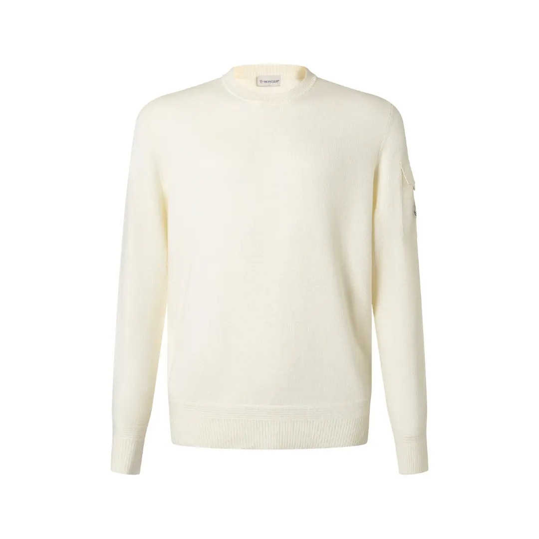 Pocket-Detail Wool-Blend Crew-Neck Sweater D27523206