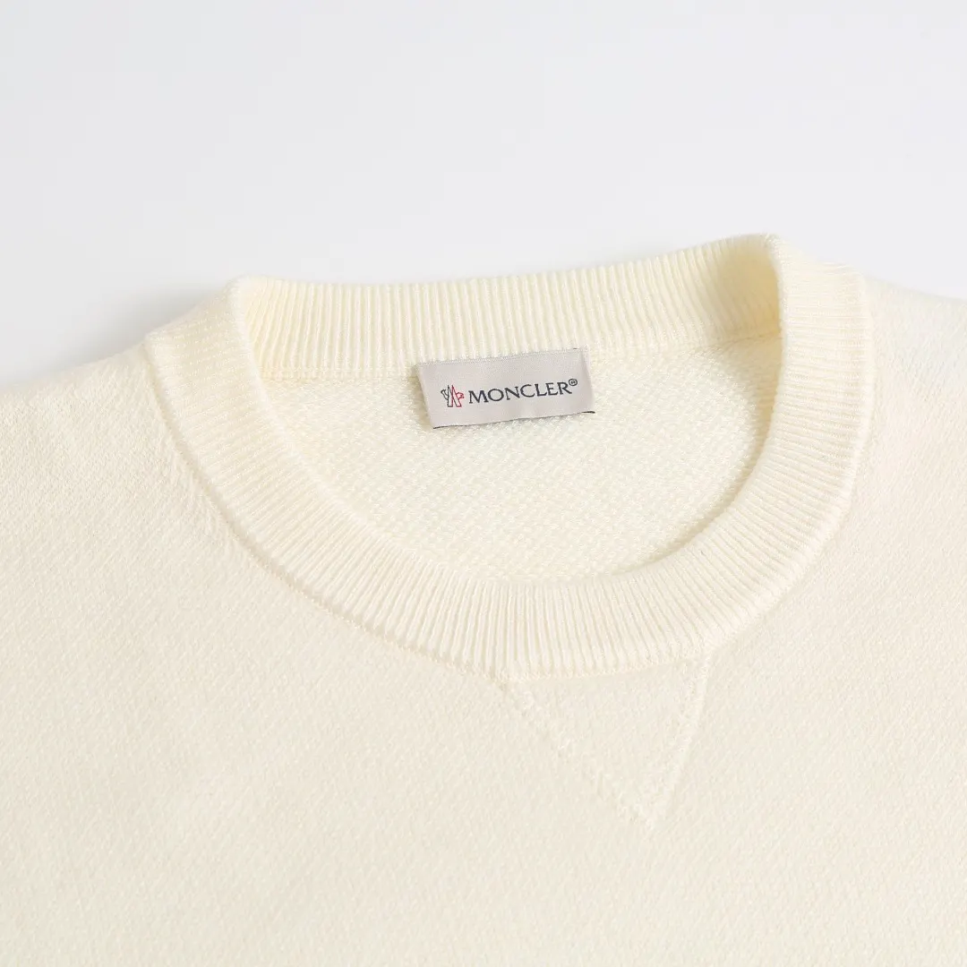 Pocket-Detail Wool-Blend Crew-Neck Sweater D27523206 — view 4