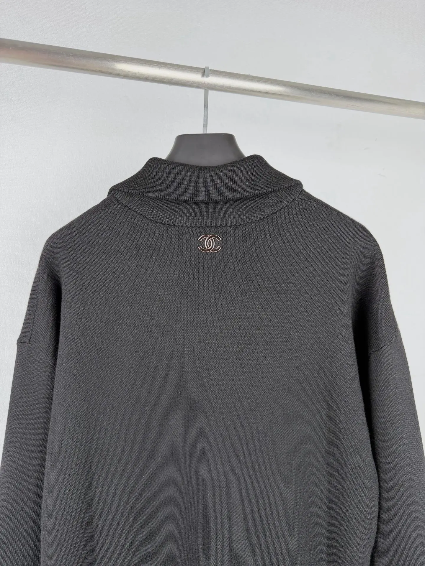 Logo-Embellished Half-Zip Wool and Silk Sweater D28022862 — view 2