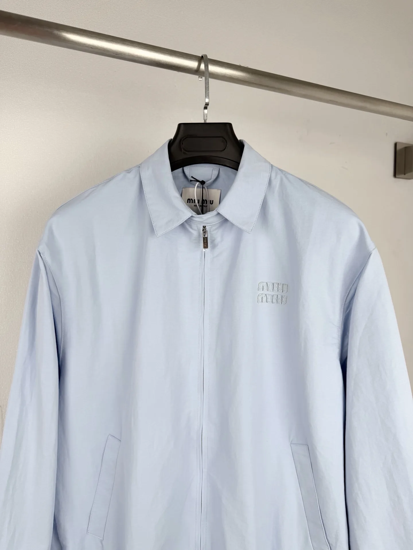 Embroidered Logo Oversized Poplin Blouson Jacket D28021314 — view 2