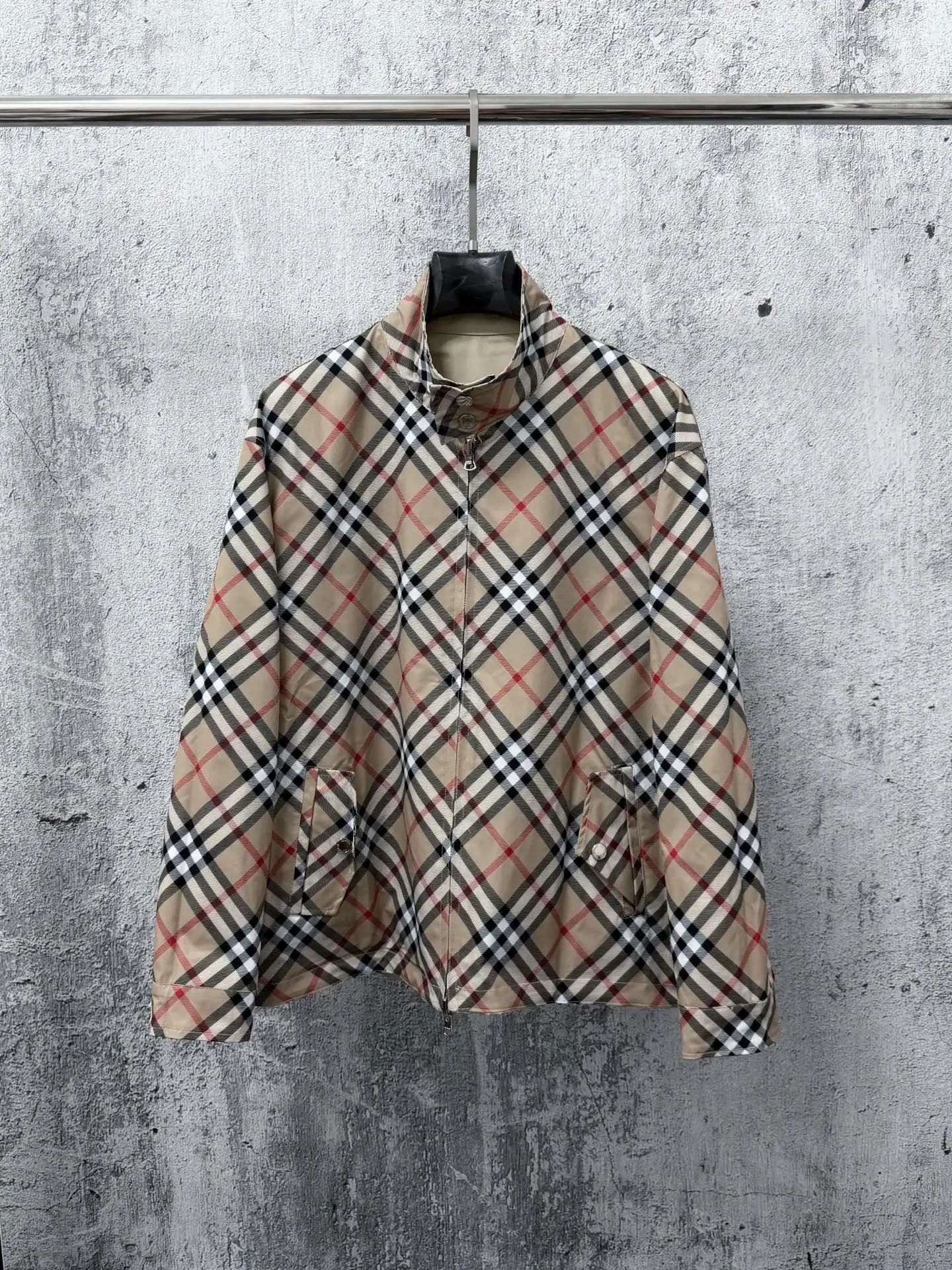 Reversible Vintage Check Hooded Jacket D28524855