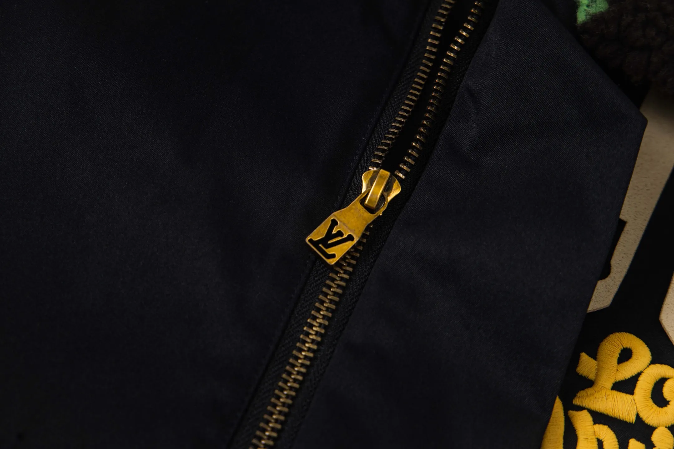 Louis Vuitton x Tyler, The Creator Monogram Shearling Collar Jacket D29523490 — view 5