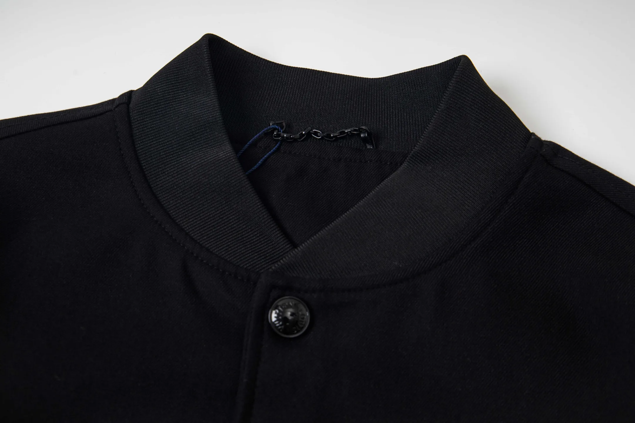 Embellished Wool-Blend Bomber Jacket D29523488 — view 3