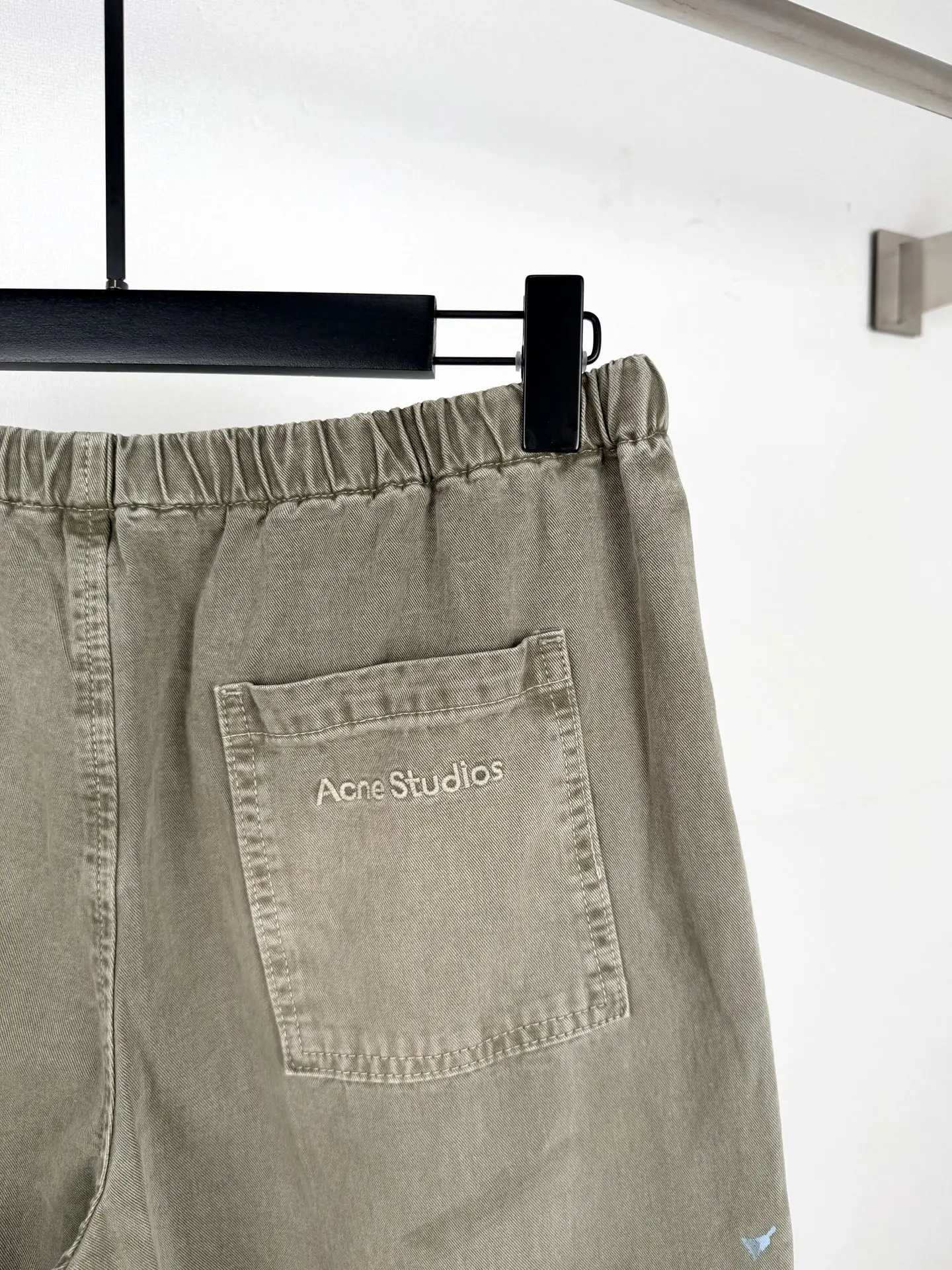 Paint-Splatter Logo-Embroidered Cotton Trousers D29521288 — view 10