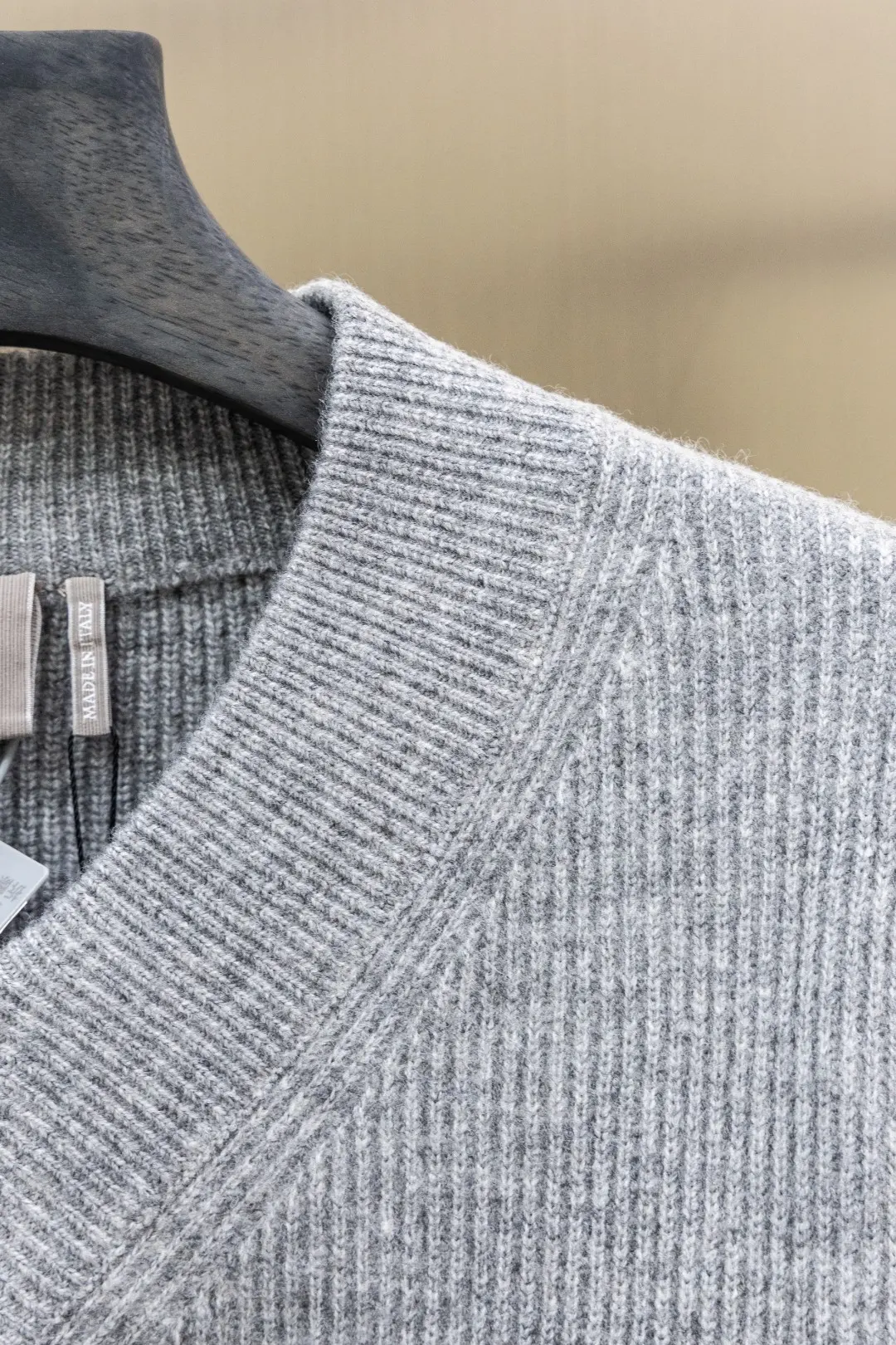 Logo-Embroidered Wool-Blend V-Neck Sweater D29524729 — view 4