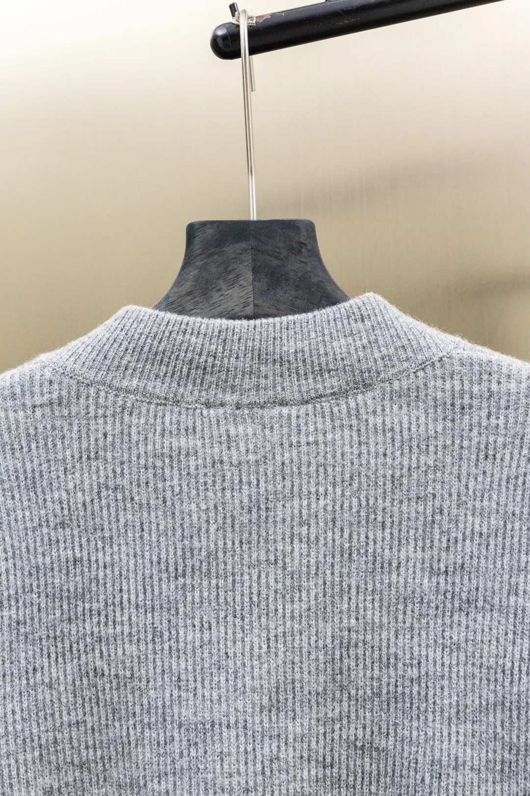 Logo-Embroidered Wool-Blend V-Neck Sweater D29524729 — view 10