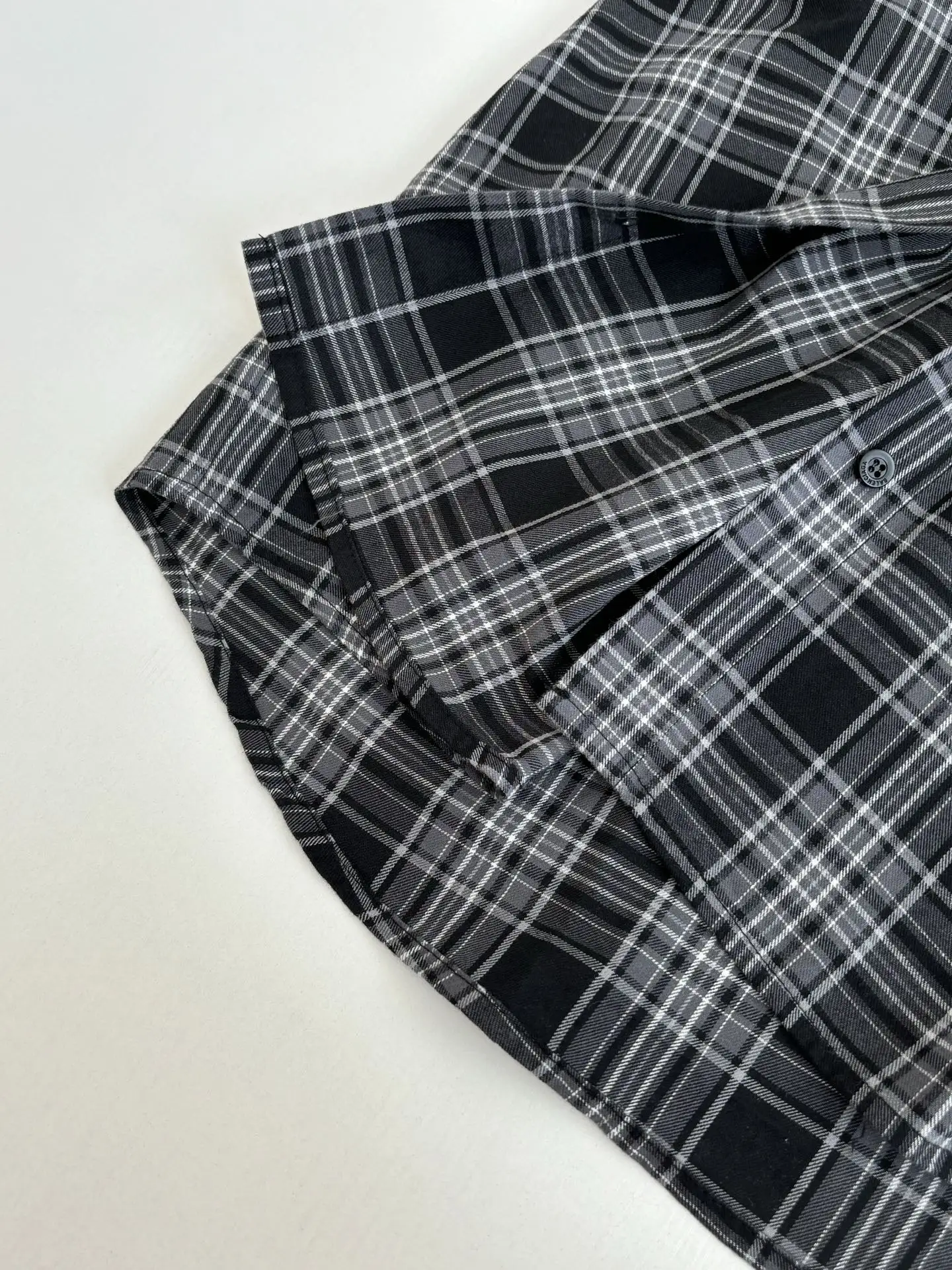 Layered Plaid Flannel Hooded Shirt D30023908 — view 6