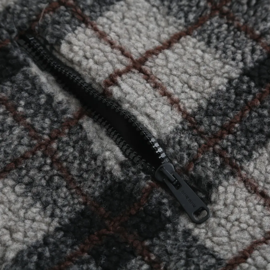 Logo-Embroidered Checked Fleece Zip-Up Jacket D30021215 — view 10