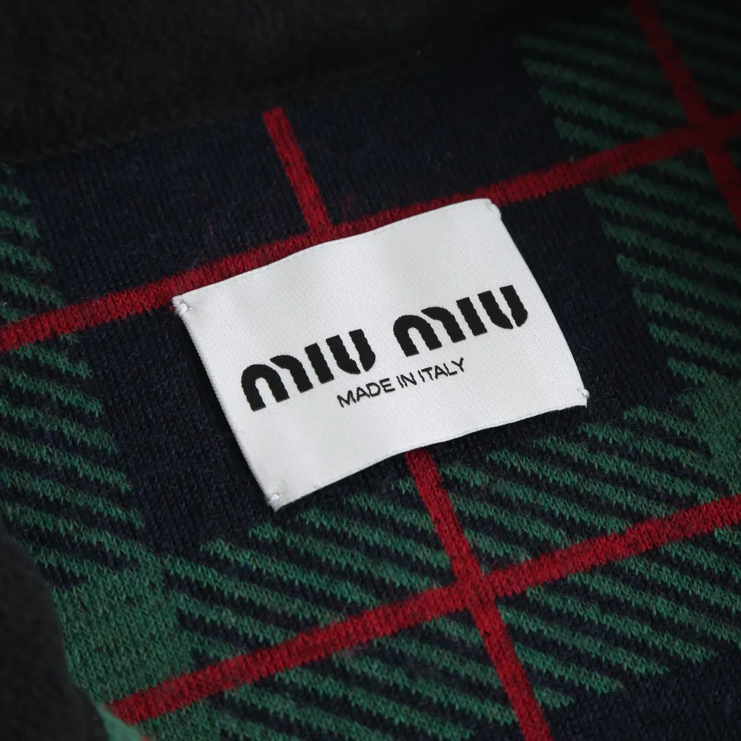 Plaid Wool-Blend Fleece Zip-Up Jacket D30021216 — view 7