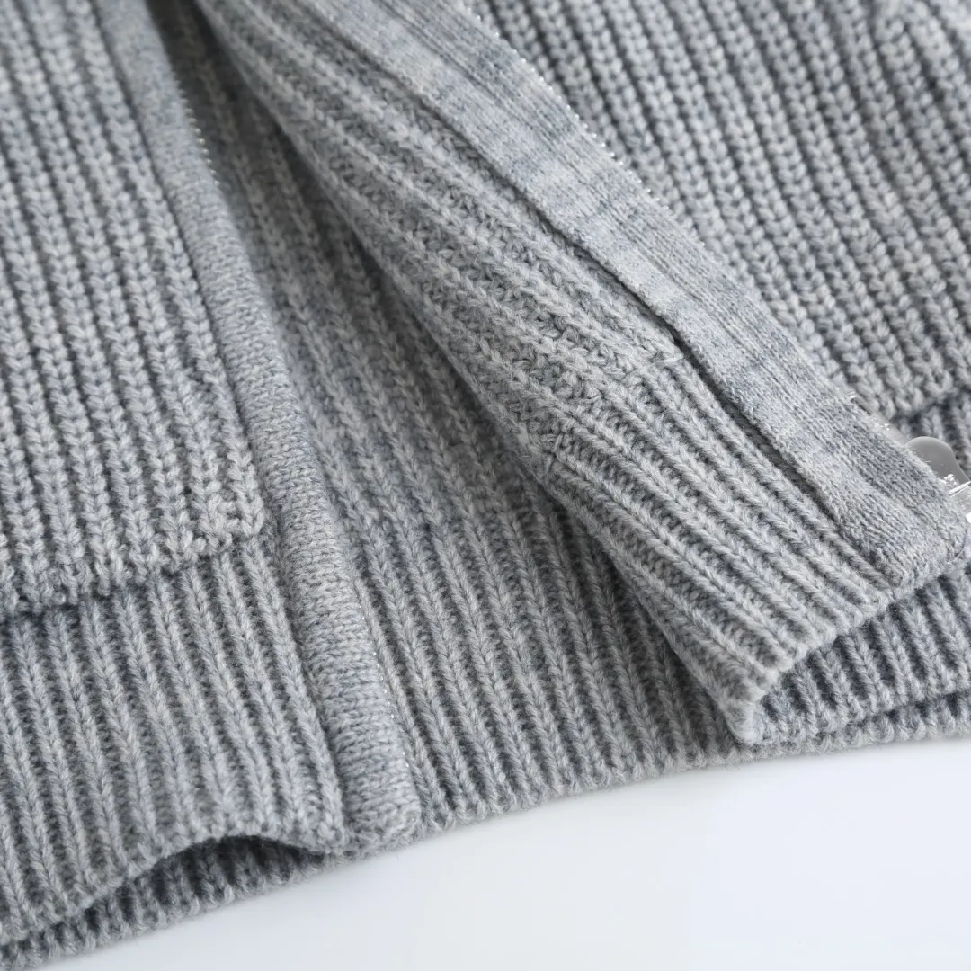 Triomphe Logo Merino Wool Zip-Up Knit Hoodie D30523210 — view 11