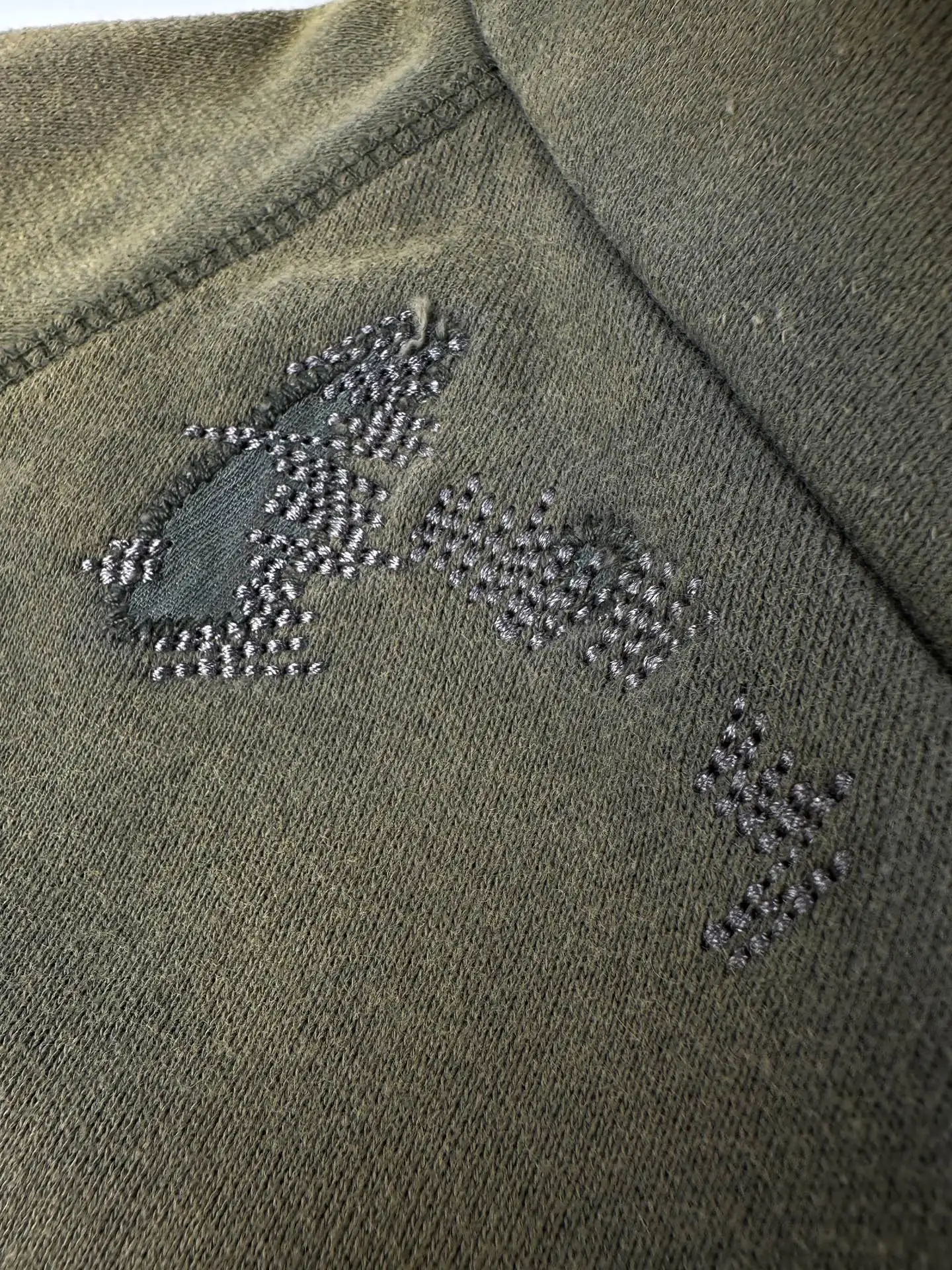 Distressed Acid-Wash Zip-Up Hoodie D31023185 — view 5