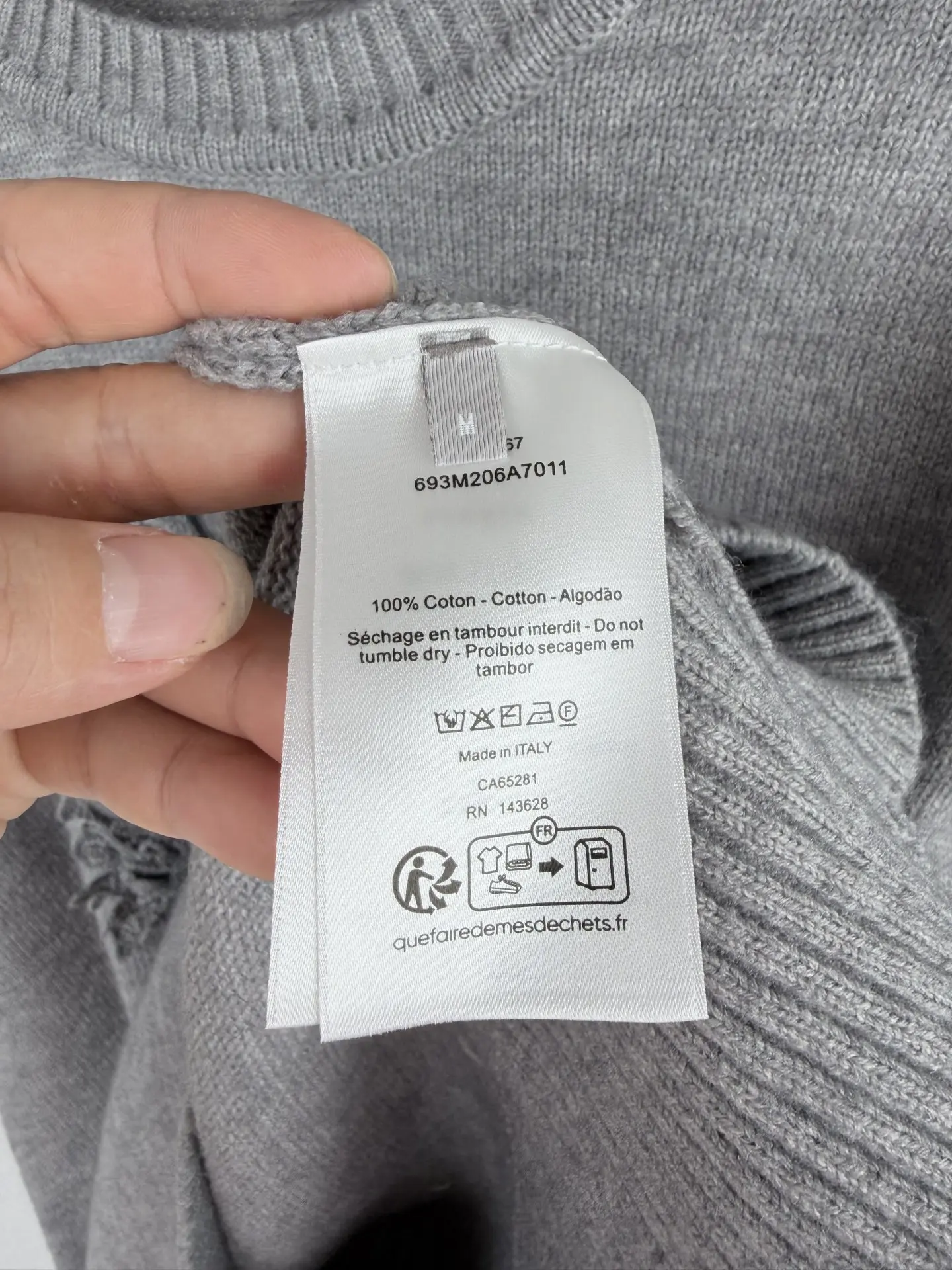 Wreath Embroidery Logo Knit Sweater D31021320 — view 12