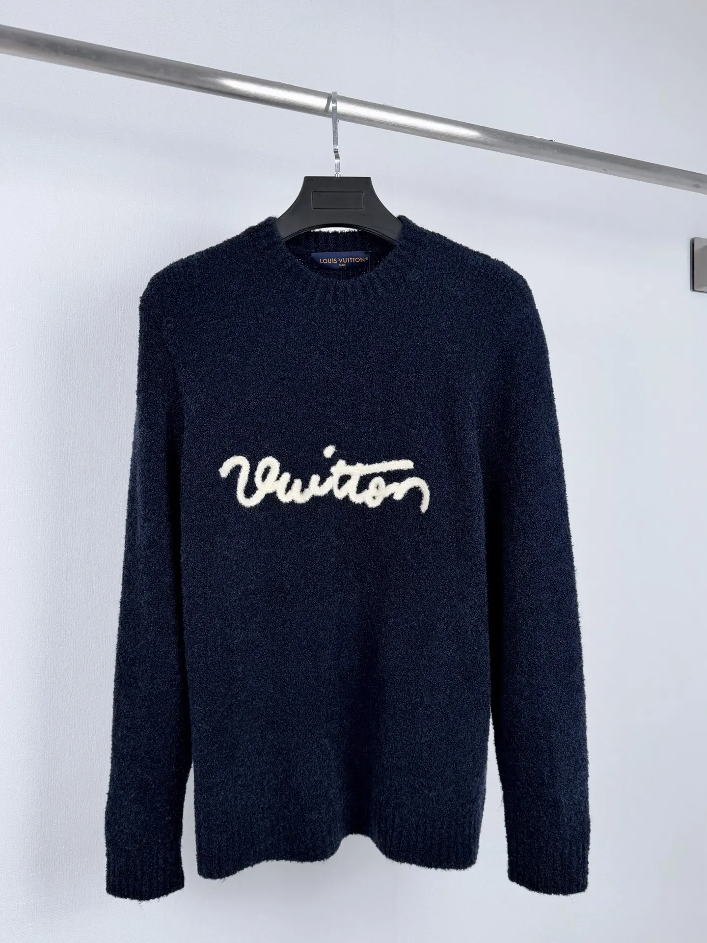 Logo Embroidered Bouclé Knit Sweater D31021331