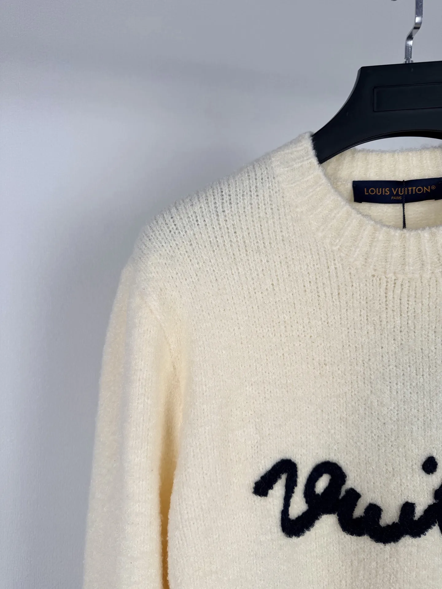 Logo Embroidery Crew-Neck Knit Sweater D31021332 — view 7