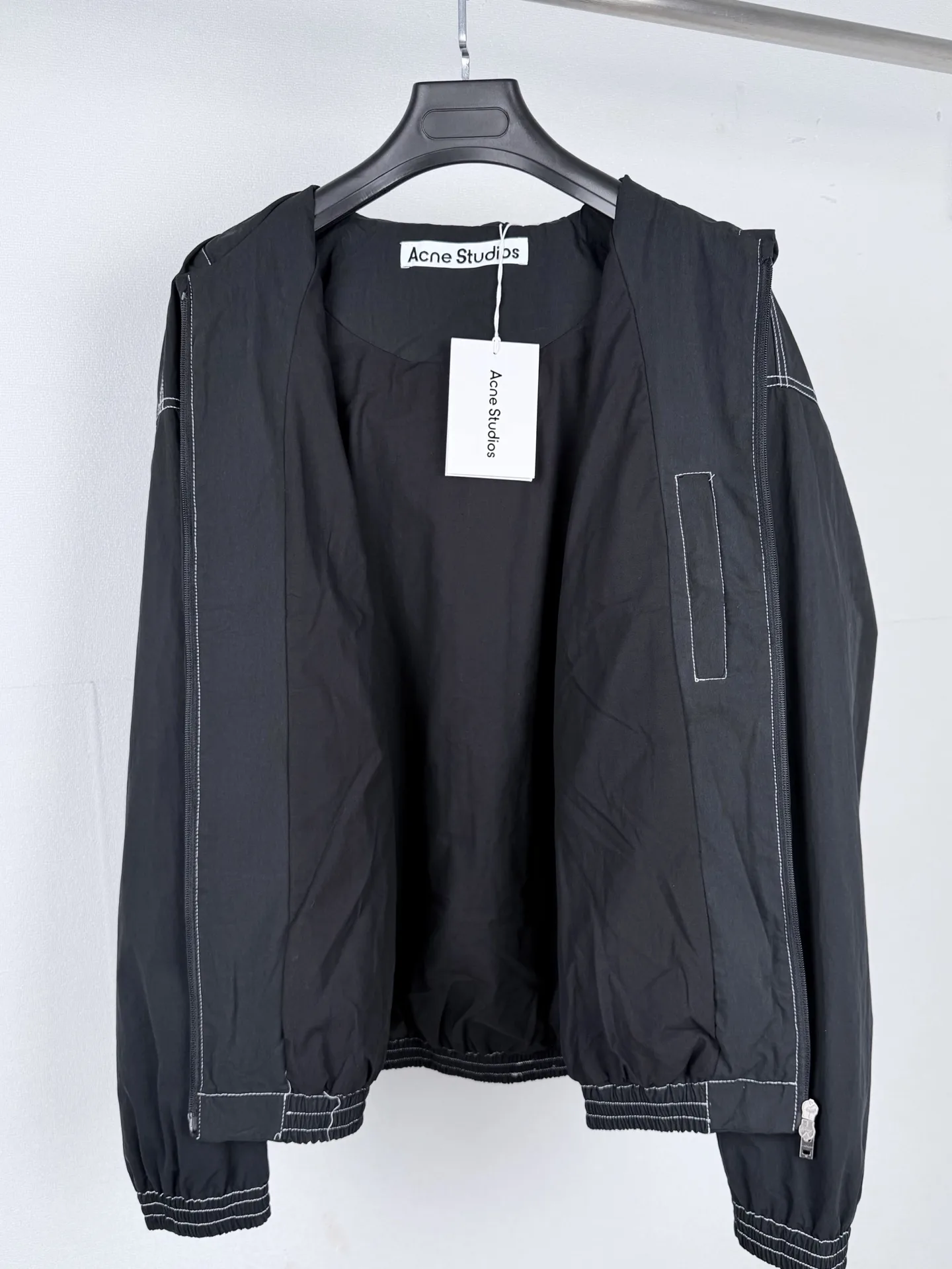 Acne Studios 1996 Logo Contrast Stitch Hooded Jacket D31521308 — view 15