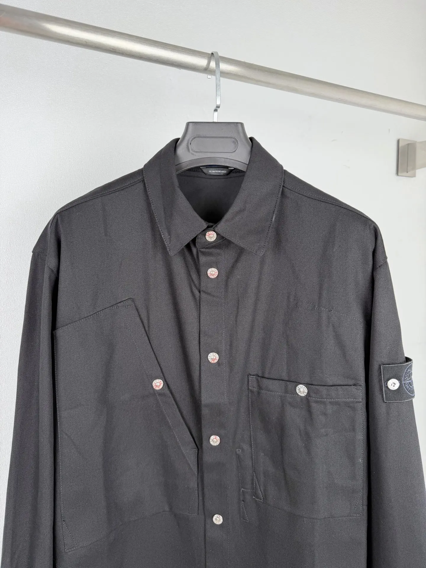 Garment-Dyed Cotton Twill Overshirt D31521294 — view 2